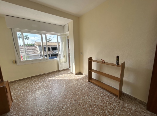 Resale - Apartment - Jacarilla
