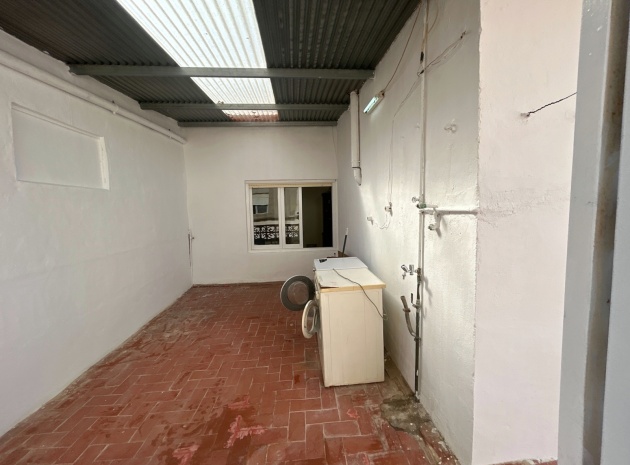 Resale - Apartment - Jacarilla