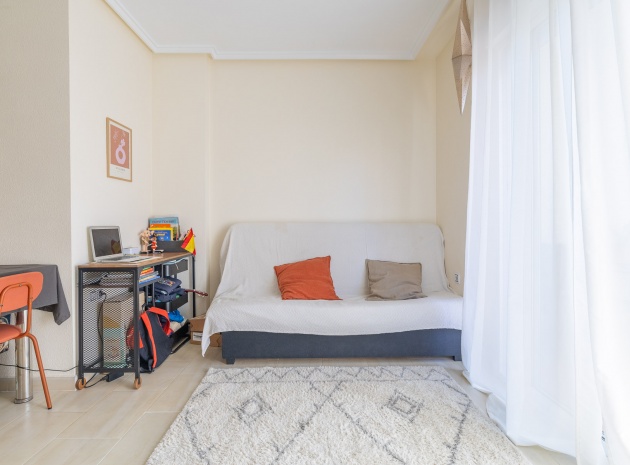 Resale - Apartment - Torrevieja