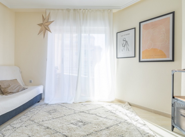 Resale - Apartment - Torrevieja