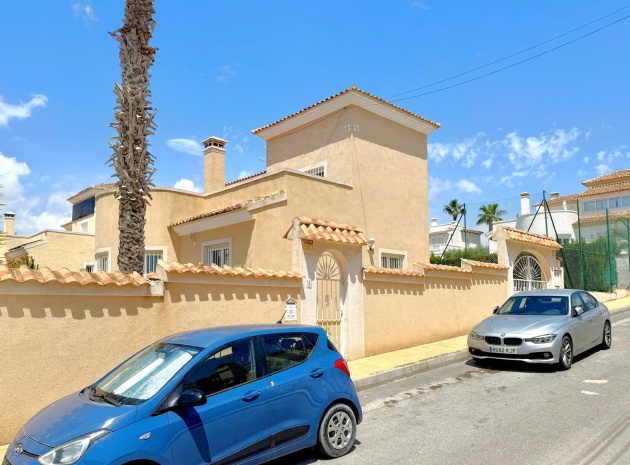 Wiederverkauf - Villa - Villamartin - El Galan