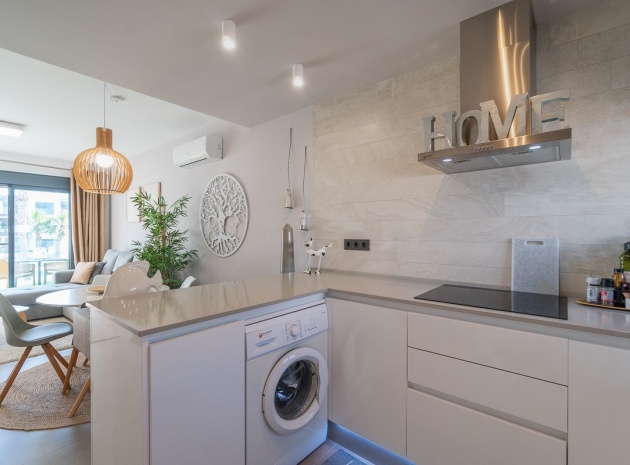 Resale - Apartment - Guardamar del Segura - El Raso