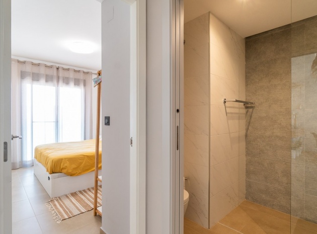 Resale - Apartment - Guardamar del Segura - El Raso