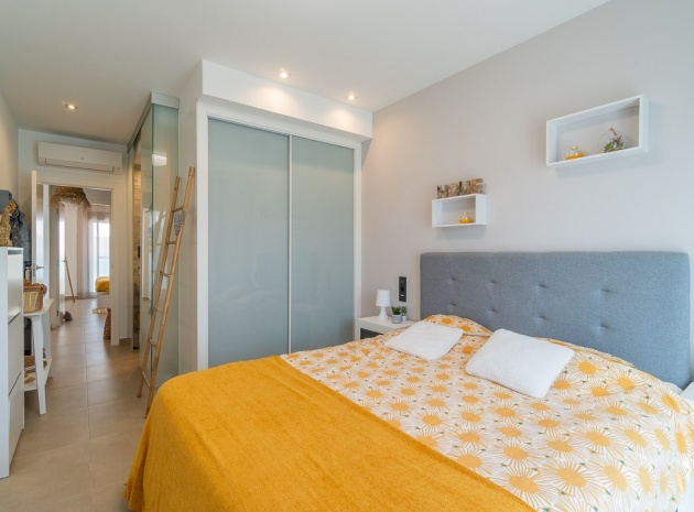 Resale - Apartment - Guardamar del Segura - El Raso