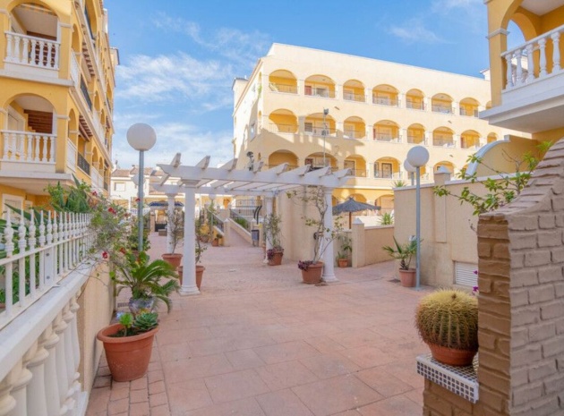 Resale - Apartment - Algorfa - fontana