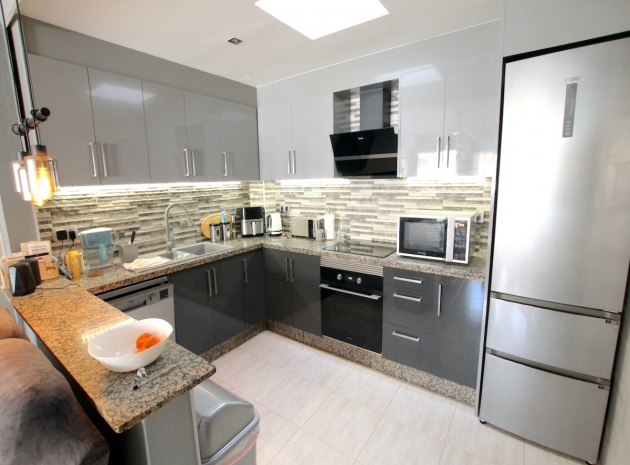 Återförsäljning - Villa - Villamartin