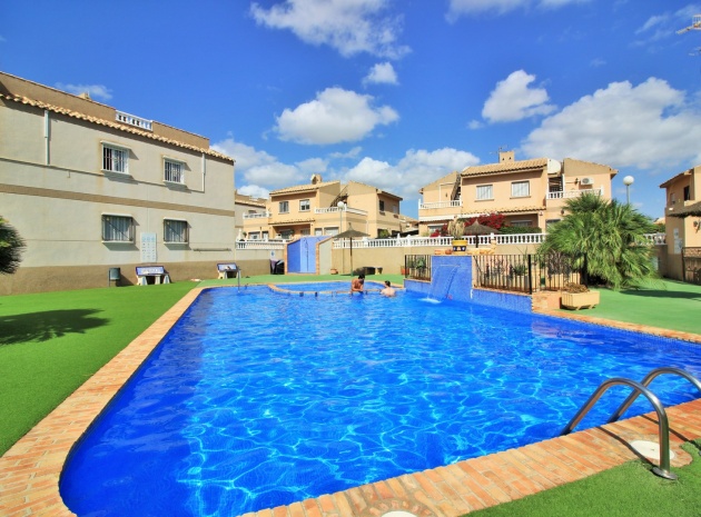 Återförsäljning - Radhus - Villamartin