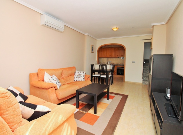 Återförsäljning - Radhus - Villamartin