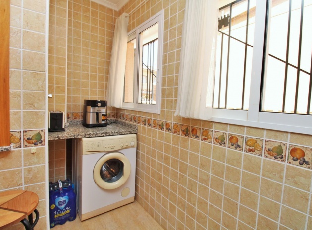 Återförsäljning - Radhus - Villamartin