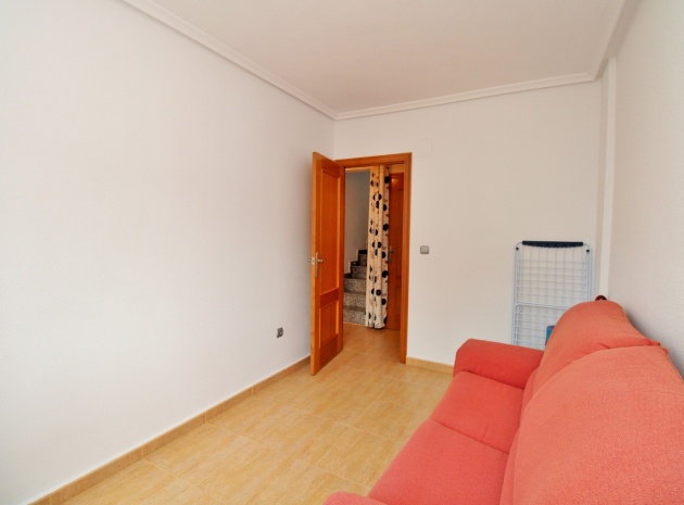 Återförsäljning - Radhus - Villamartin