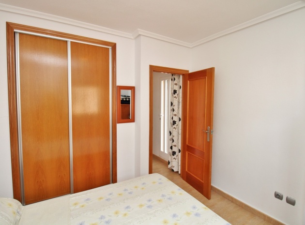 Återförsäljning - Radhus - Villamartin