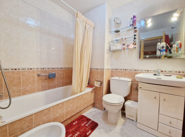 Wiederverkauf - Wohnung - Guardamar del Segura