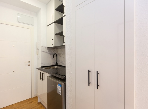 Revente - Appartement - Torrevieja - Beachside Torrevieja