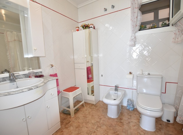 Resale - Apartment - La Mata