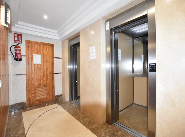 Resale - Apartment - La Mata