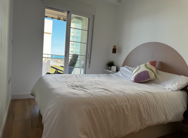 Resale - Apartment - Guardamar del Segura - Puerto Deportivo