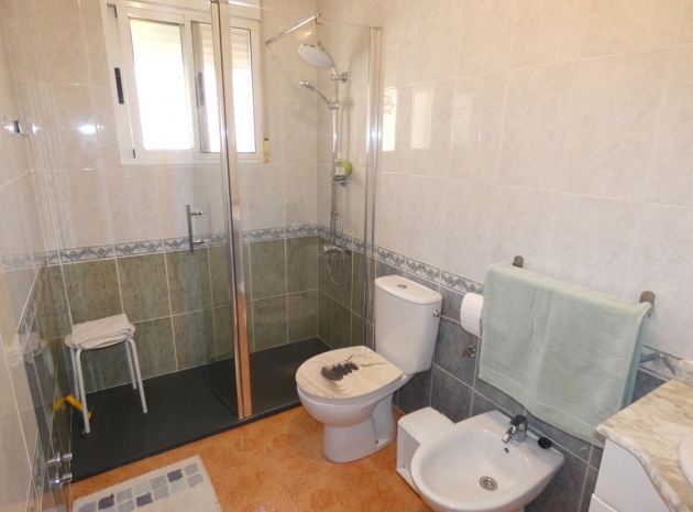 Wederverkoop - Herenhuis - Algorfa