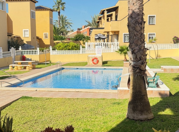 Återförsäljning - Villa - Villamartin