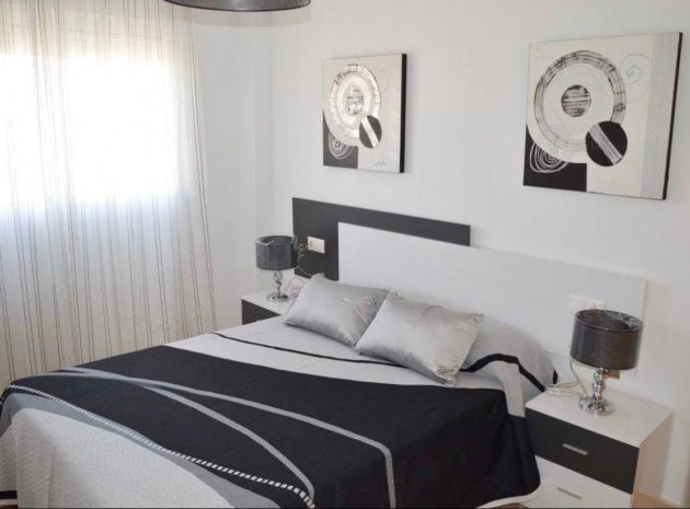 Resale - Apartment - La Marina