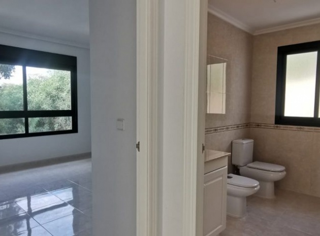 Resale - Apartment - Campoamor