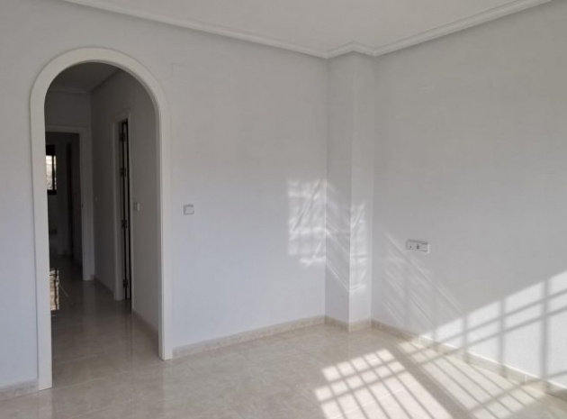 Resale - Apartment - Campoamor