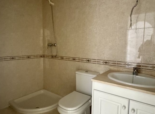 Resale - Apartment - Campoamor