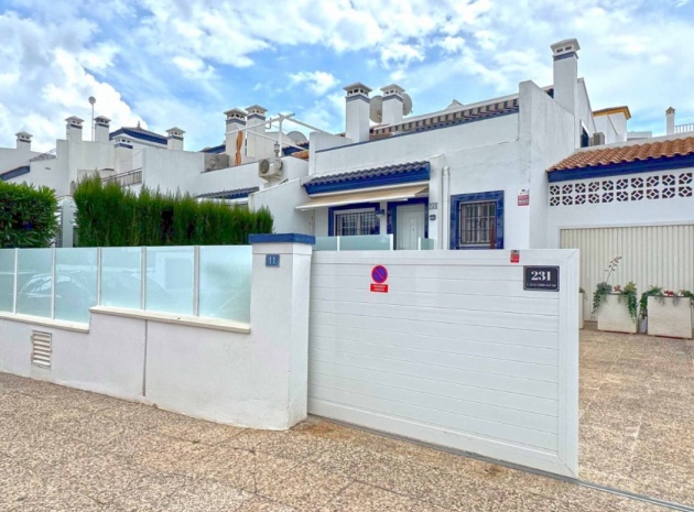 Resale - Townhouse - Villamartin - rioja