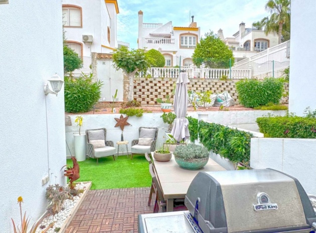 Resale - Townhouse - Villamartin - rioja