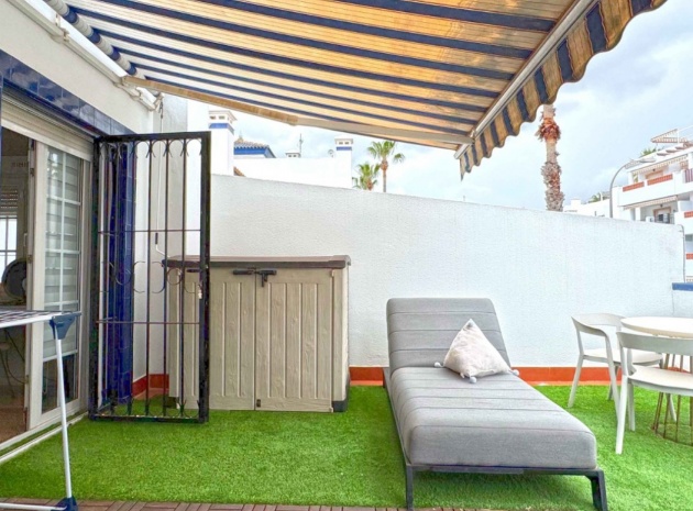 Resale - Townhouse - Villamartin - rioja