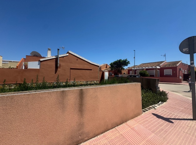 Revente - Terre - Daya Nueva