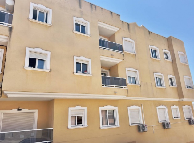 Återförsäljning - Lägenhet - Benijofar