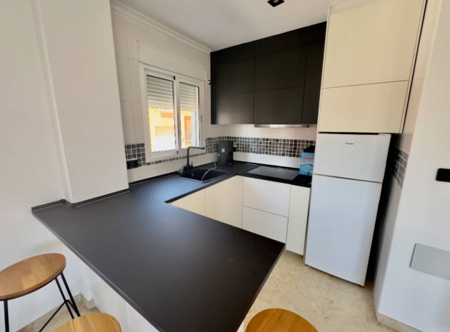 Återförsäljning - Lägenhet - Benijofar