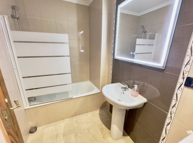 Återförsäljning - Lägenhet - Benijofar