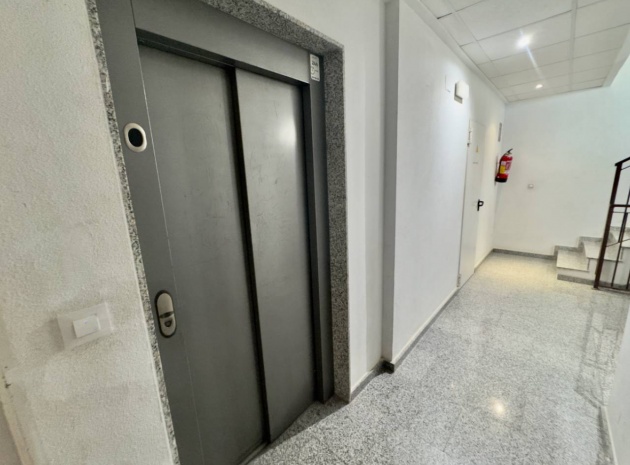 Återförsäljning - Lägenhet - Benijofar