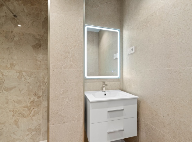 Återförsäljning - Lägenhet - Torrevieja