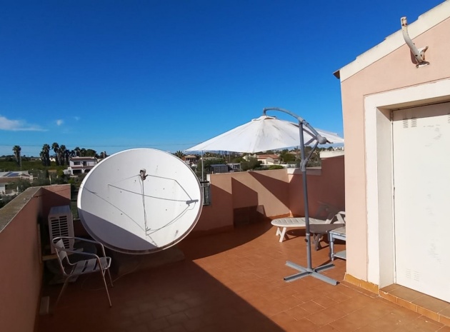 Wiederverkauf - Villa - Los Montesinos - La Herrada