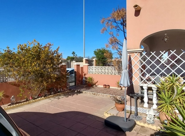 Wiederverkauf - Villa - Los Montesinos - La Herrada