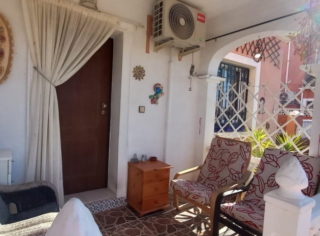 Wiederverkauf - Villa - Los Montesinos - La Herrada