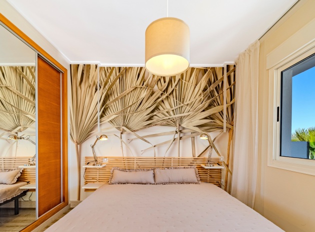 Resale - Townhouse - Los Balcones