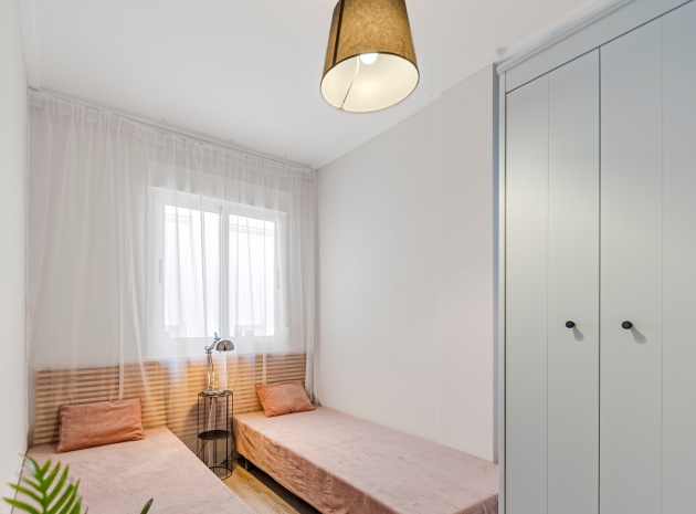 Resale - Townhouse - Los Balcones