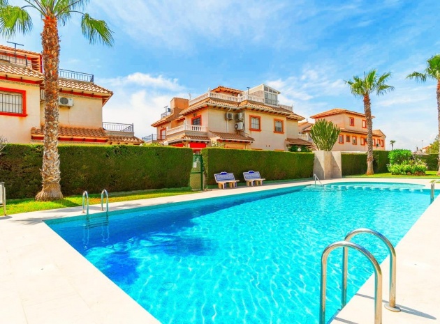 Wiederverkauf - Villa - Punta Prima - la campana