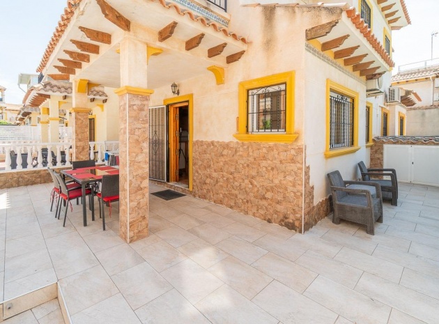 Wiederverkauf - Villa - Punta Prima - la campana