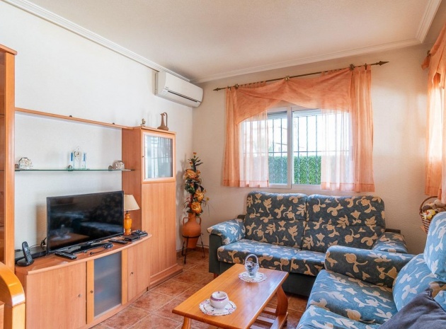 Wiederverkauf - Villa - Punta Prima - la campana