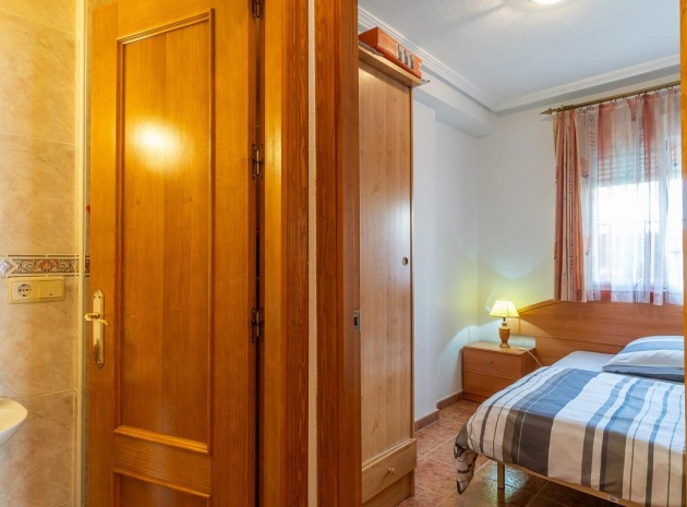 Wiederverkauf - Villa - Punta Prima - la campana