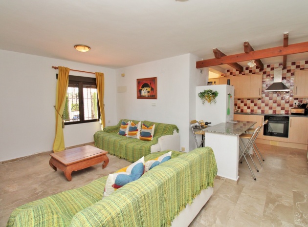 Resale - Townhouse - Villamartin - lomas del golf