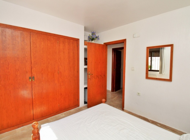 Resale - Townhouse - Villamartin - lomas del golf