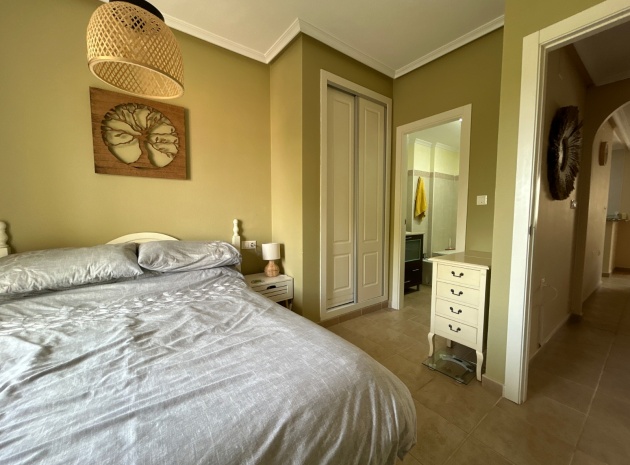 Resale - Apartment - Jacarilla - pueblo