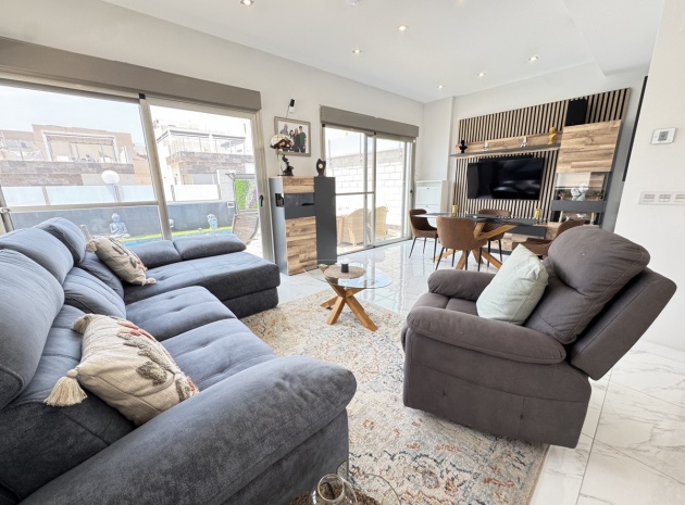 Återförsäljning - Villa - Villamartin