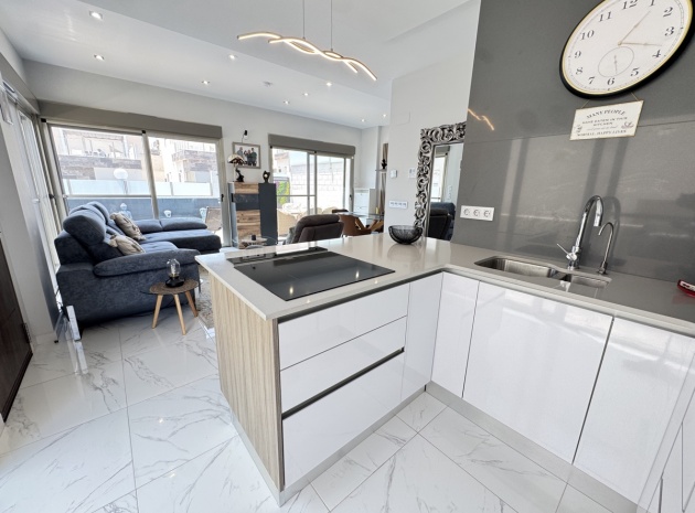 Återförsäljning - Villa - Villamartin