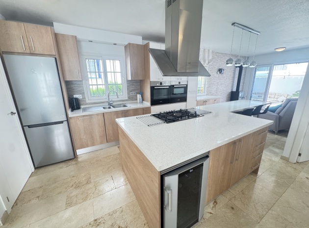 Revente - Villa - Villamartin